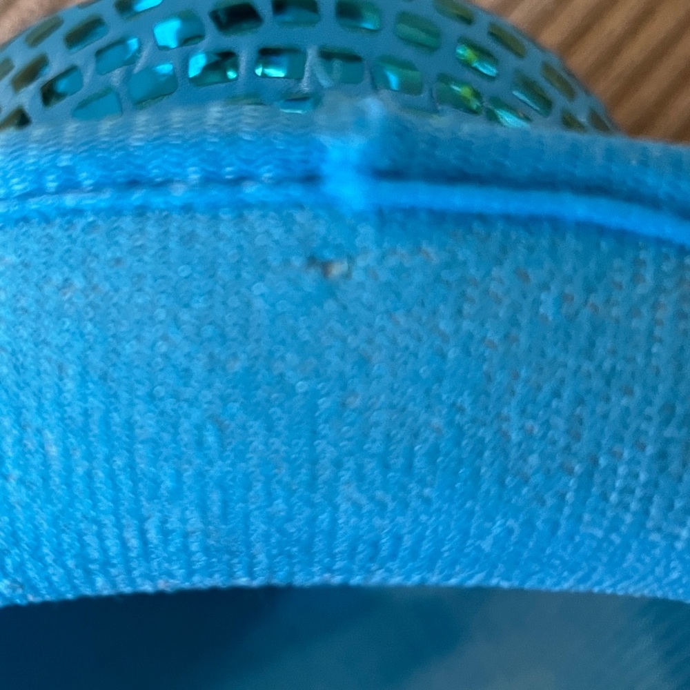 New Without Tags Party Hats Turquoise Colored - Picture 6 of 6